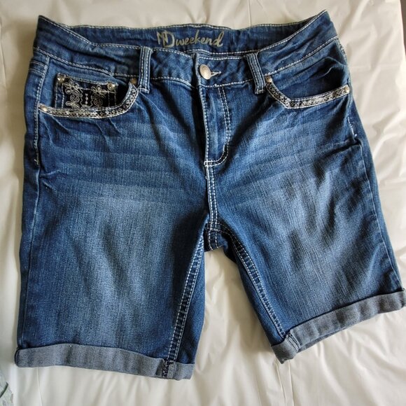 Blue Jean Womens Shorts Embellished Embroidered ND Weekend Size 10 - Picture 11 of 14